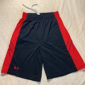 Under Armour basketball shorts in BLACK and RED, size M, vintage
